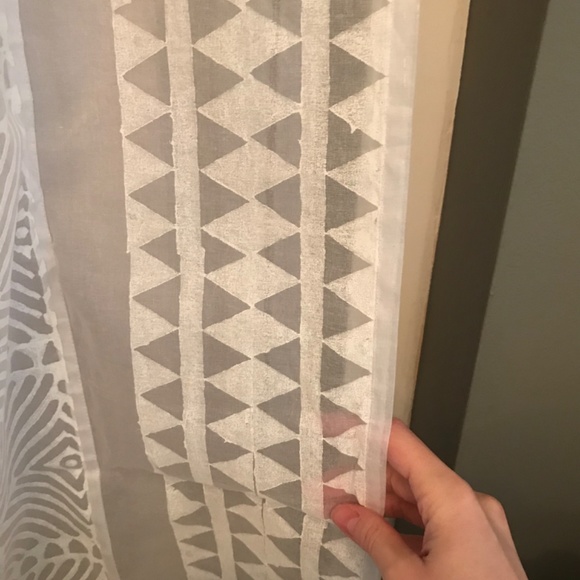 Indabo sheer shower curtain - Picture 3 of 3